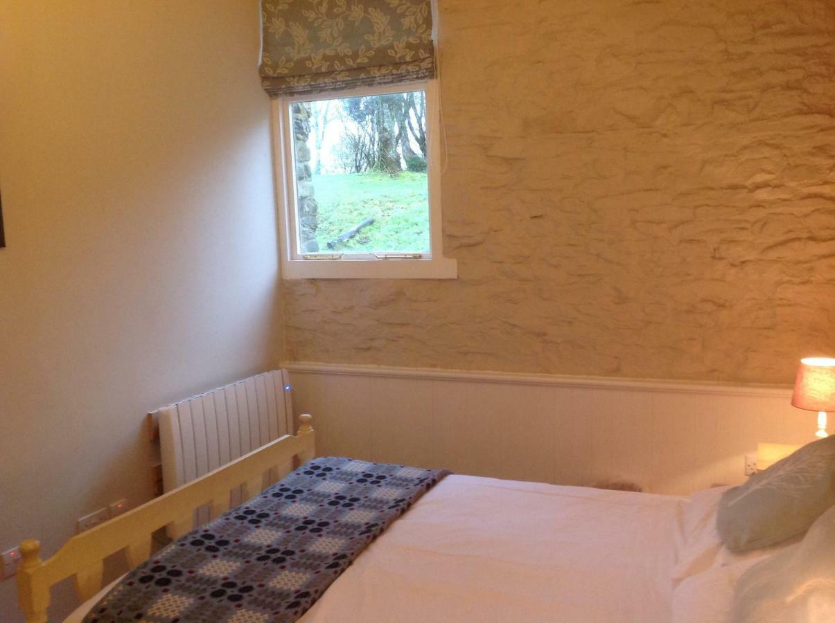 Cwmtwrch Cottage Carmarthen Exteriör bild